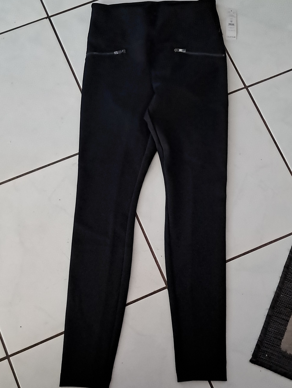 White House Black Market Black Skinny Women's Jeans